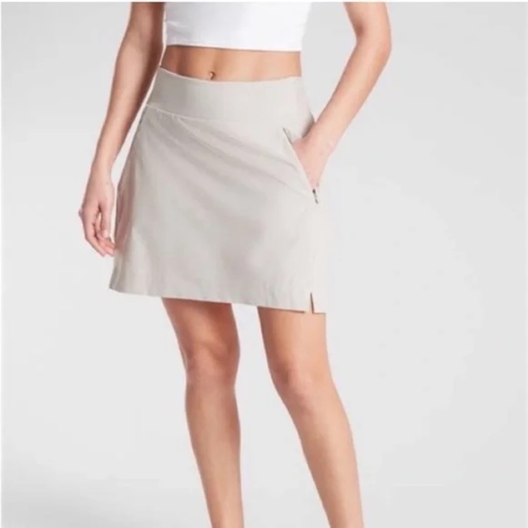 Athleta Soho Skort Size 14 in Abalone Gray / Beige / Taupe - Picture 1 of 5